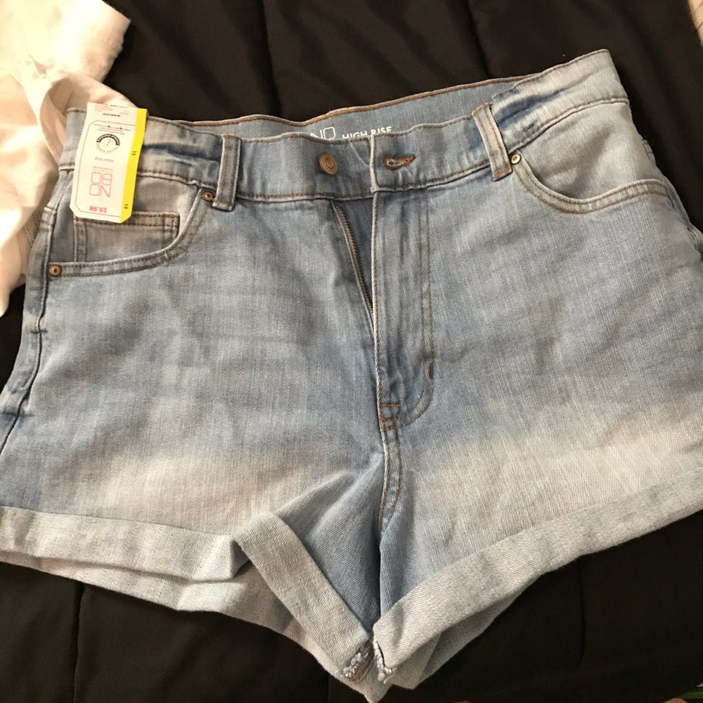 High rise shorts
